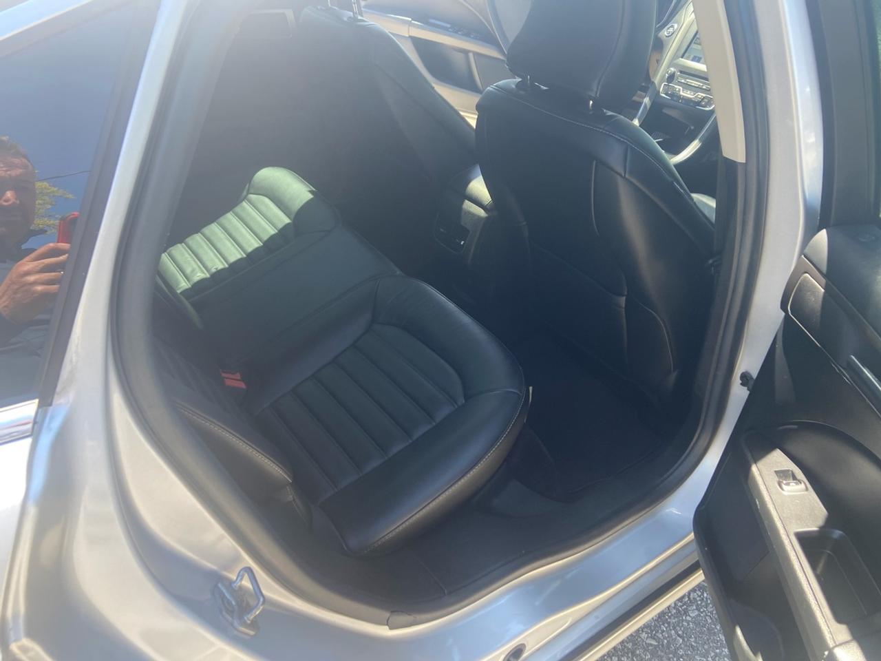 2017 Ford Fusion SE Photo