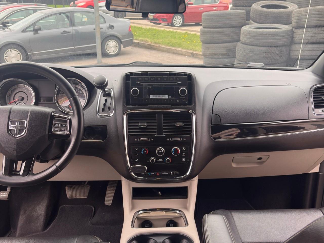2015 Dodge Grand Caravan 4DR WGN SXT PREMIUM PLUS Photo