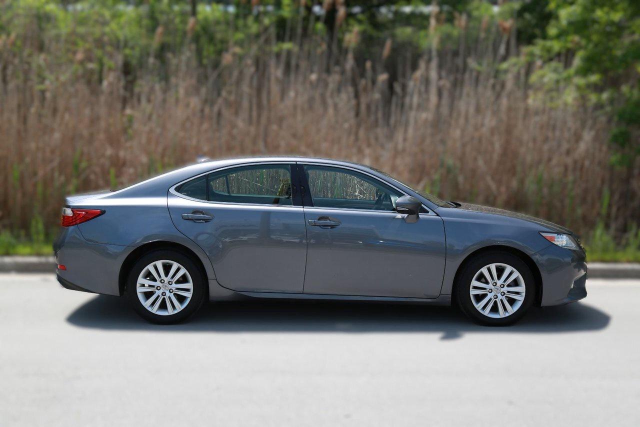 2014 Lexus ES 350 4dr Sdn Photo