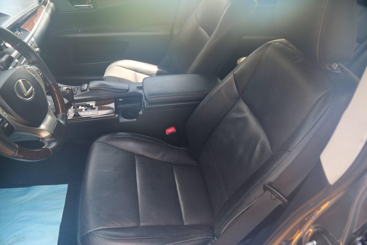 2014 Lexus ES 350 4dr Sdn Photo