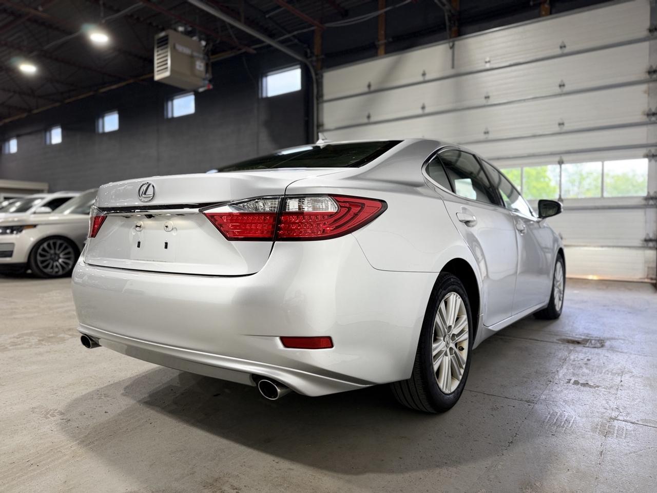 2013 Lexus ES 350 Photo