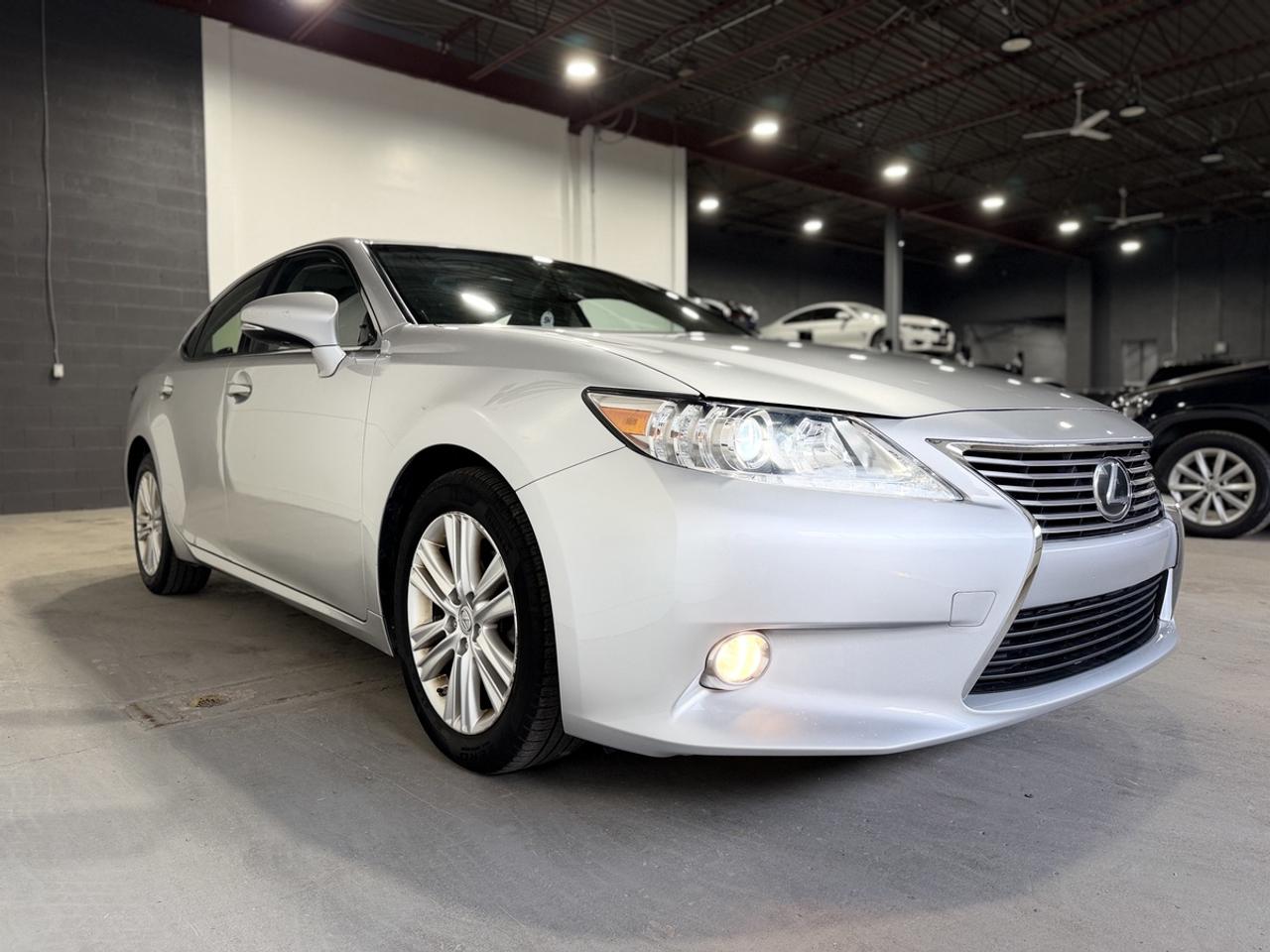 2013 Lexus ES 350 Photo