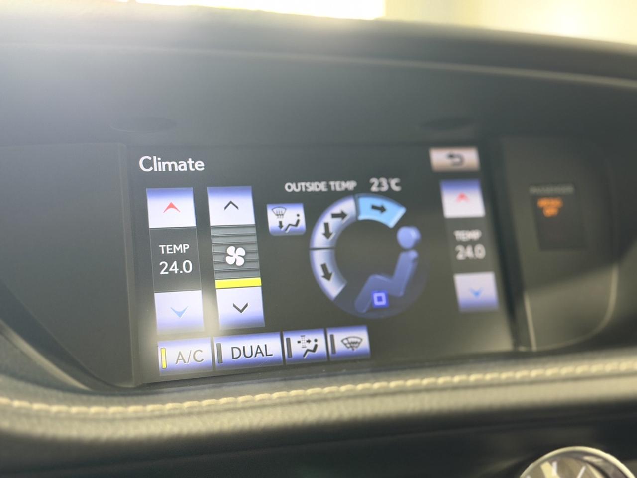 2013 Lexus ES 350 Photo
