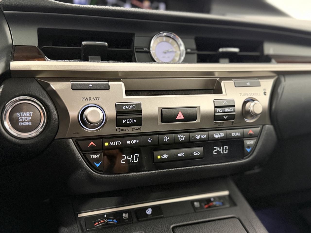 2013 Lexus ES 350 Photo
