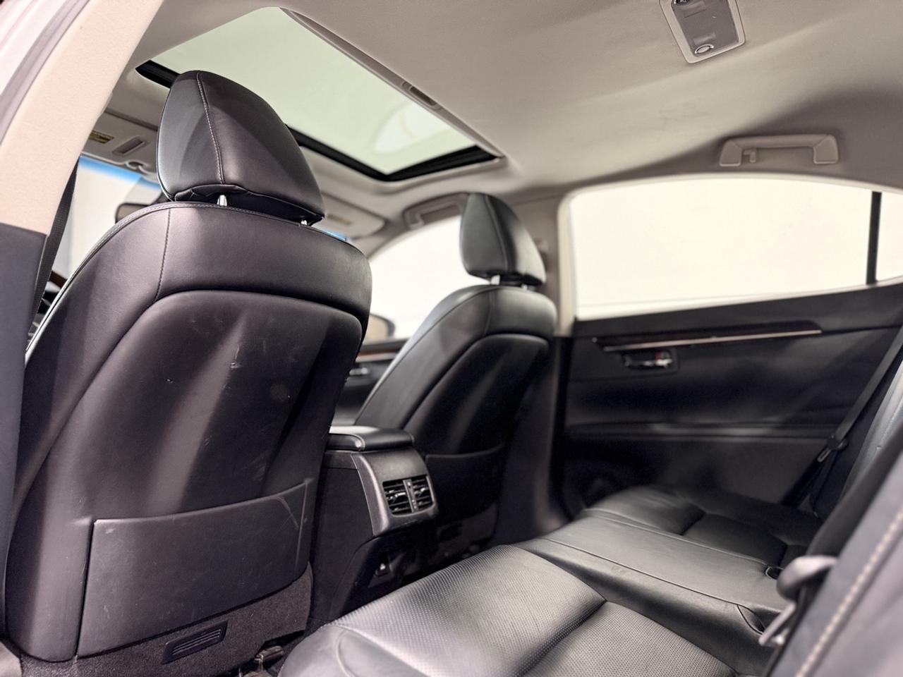 2013 Lexus ES 350 Photo