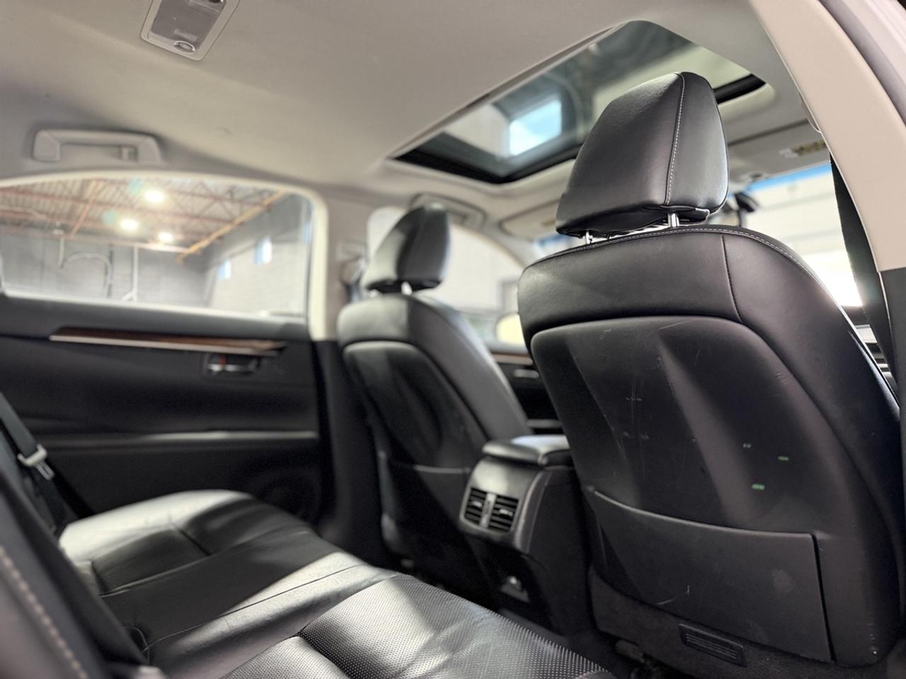 2013 Lexus ES 350 Photo