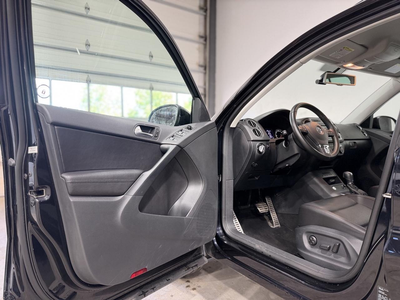 2017 Volkswagen Tiguan Wolfsburg Edition Photo