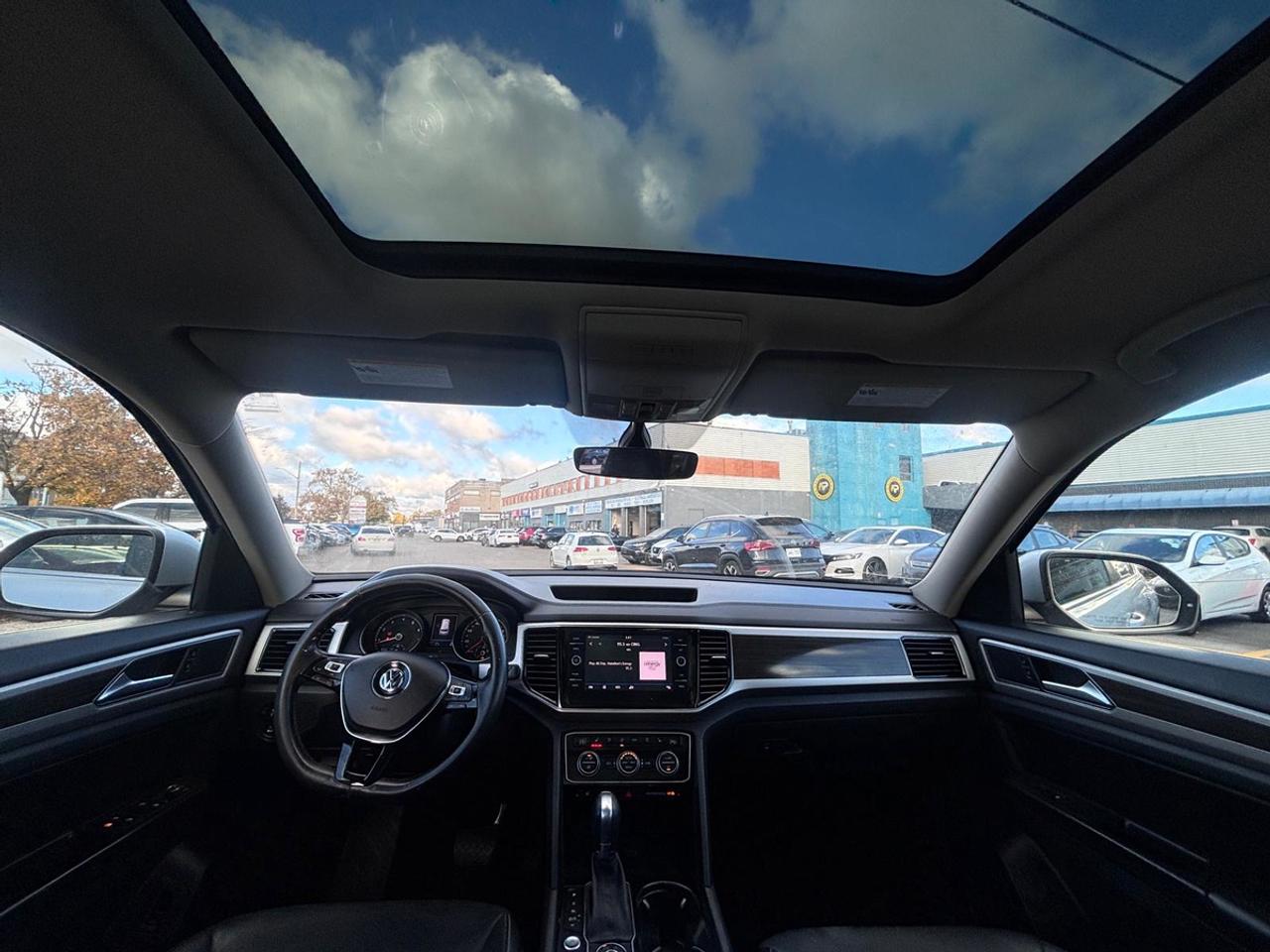 2018 Volkswagen Atlas SEL Photo