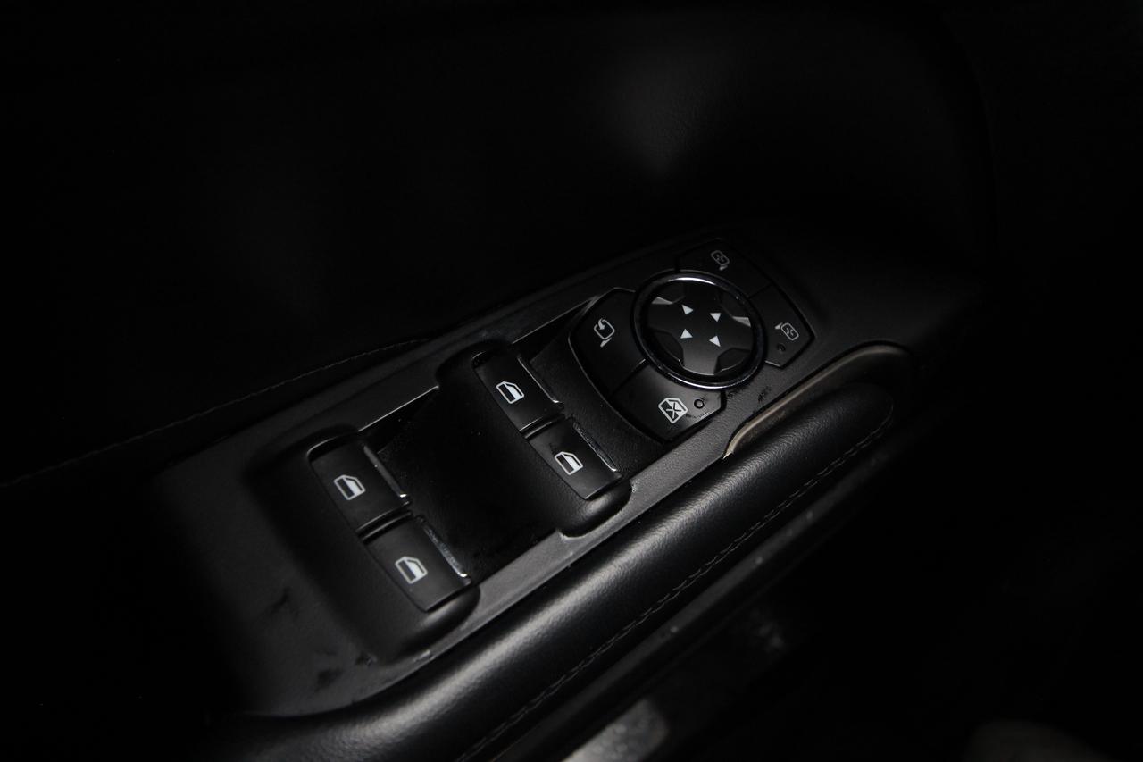2018 Lincoln MKC Reserve- TOP TRIM NO ACCIDENTS CLEAN TITLE Photo