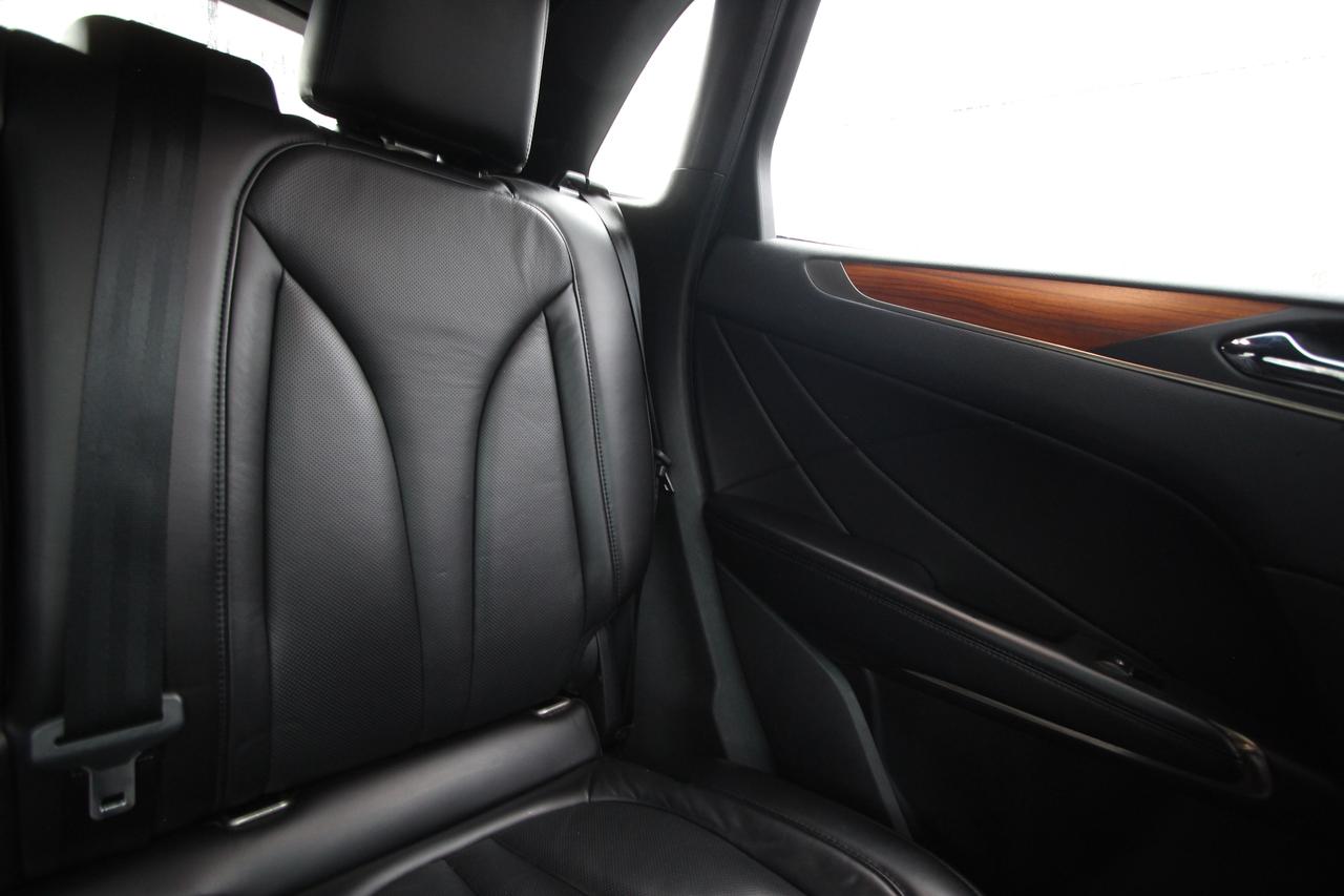 2018 Lincoln MKC Reserve- TOP TRIM NO ACCIDENTS CLEAN TITLE Photo