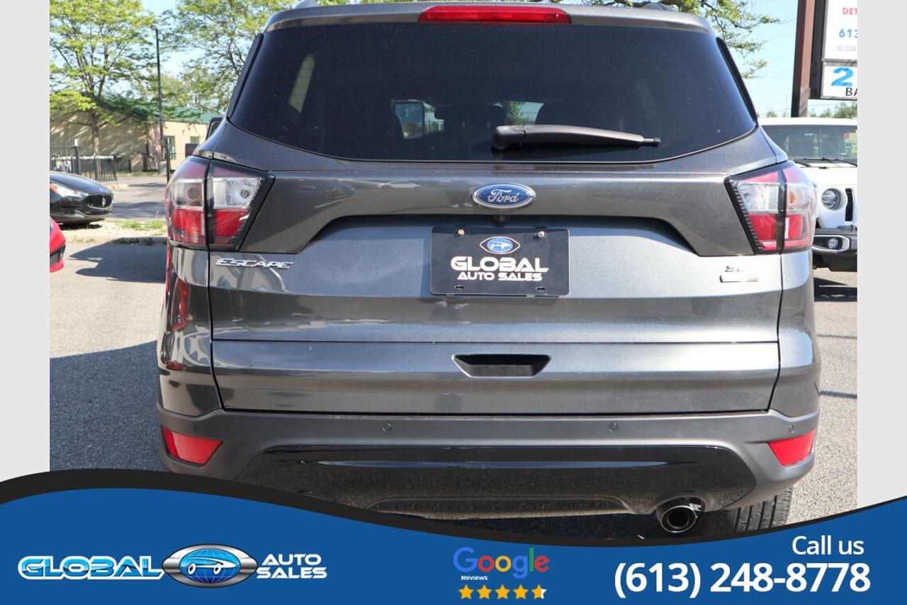 2017 Ford Escape SE Photo