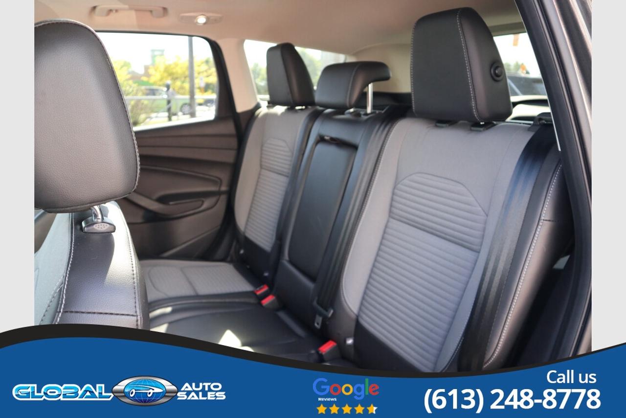 2017 Ford Escape SE Photo