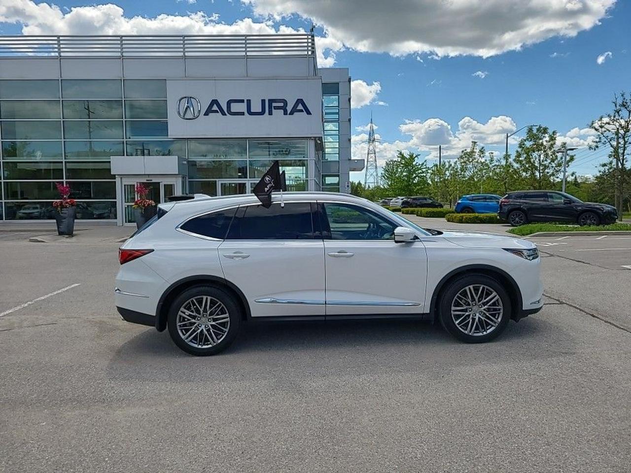 2024 Acura MDX Plat Elite SH-AWD (Lowest Mileage -Top Line Model) Photo