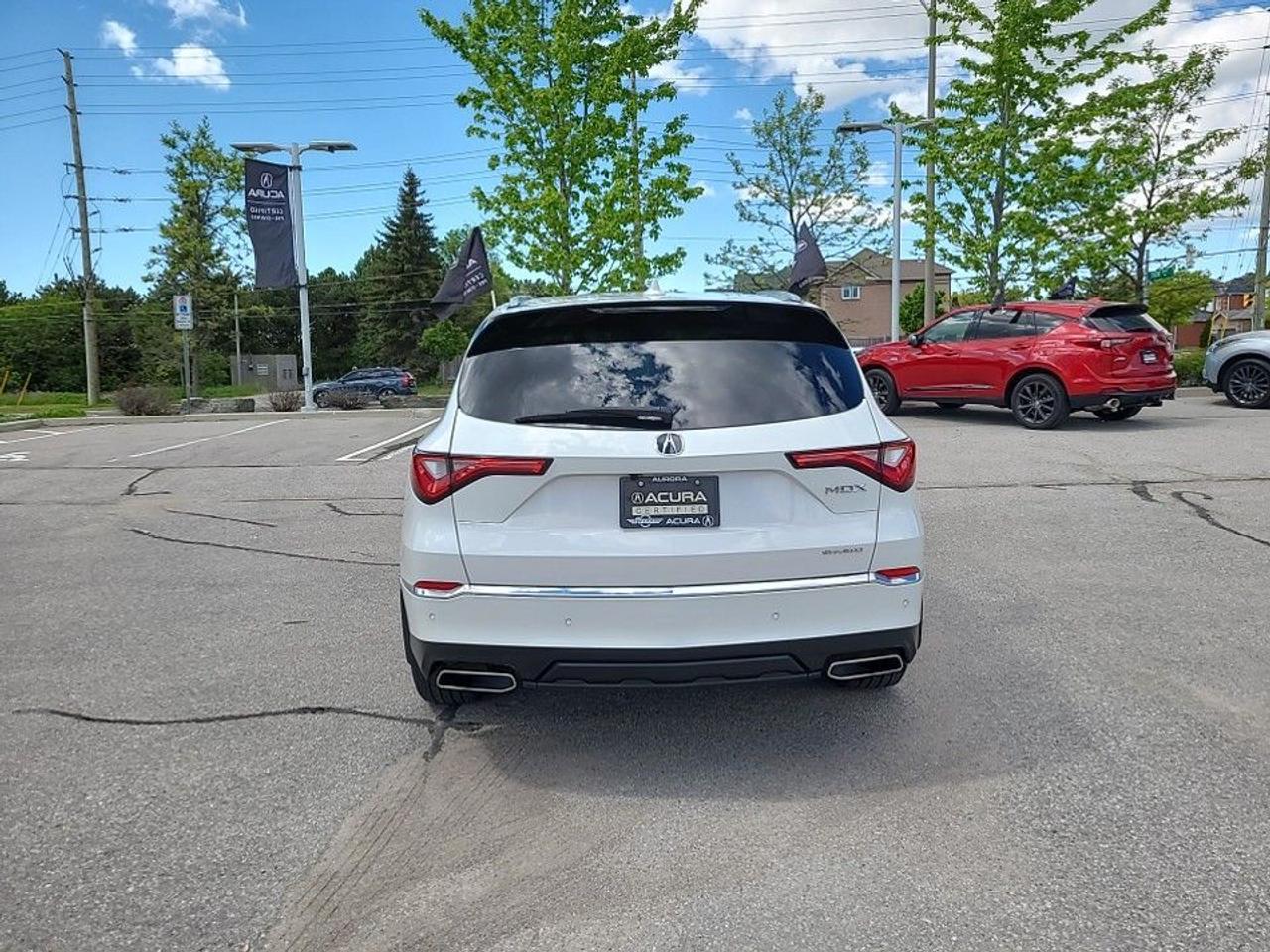 2024 Acura MDX Plat Elite SH-AWD (Lowest Mileage -Top Line Model) Photo
