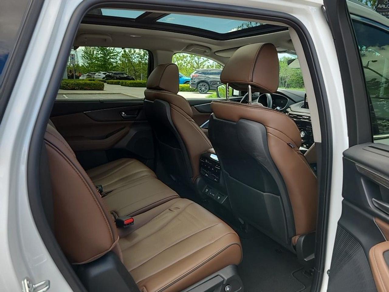 2024 Acura MDX Plat Elite SH-AWD (Lowest Mileage -Top Line Model) Photo