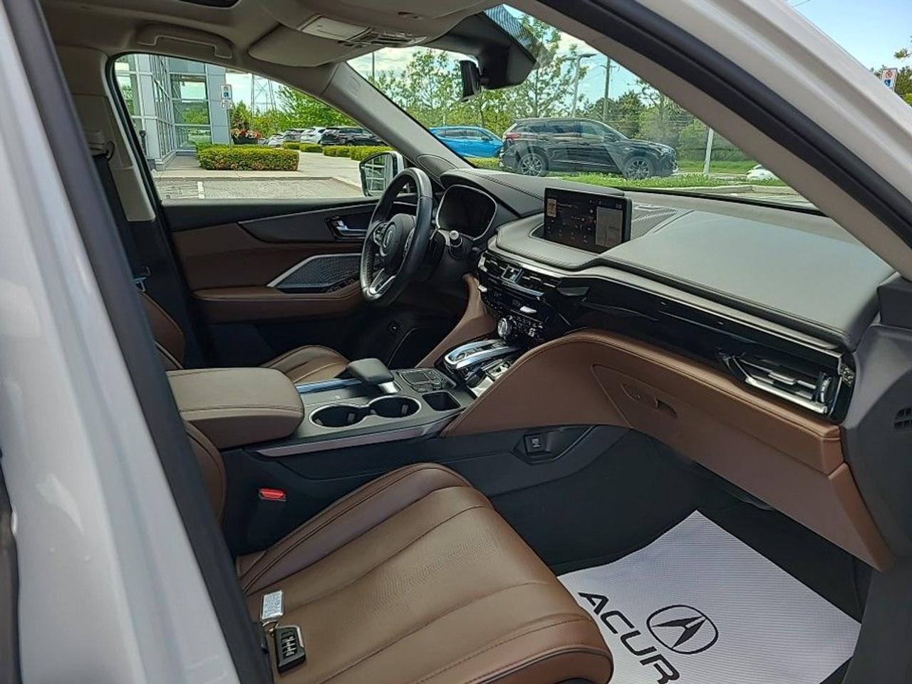 2024 Acura MDX Plat Elite SH-AWD (Lowest Mileage -Top Line Model) Photo