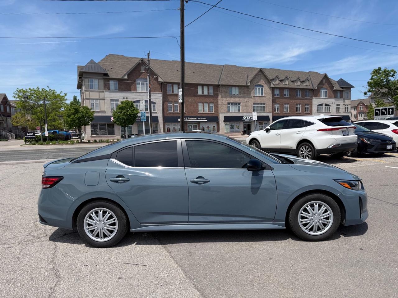 2024 Nissan Sentra SR Photo