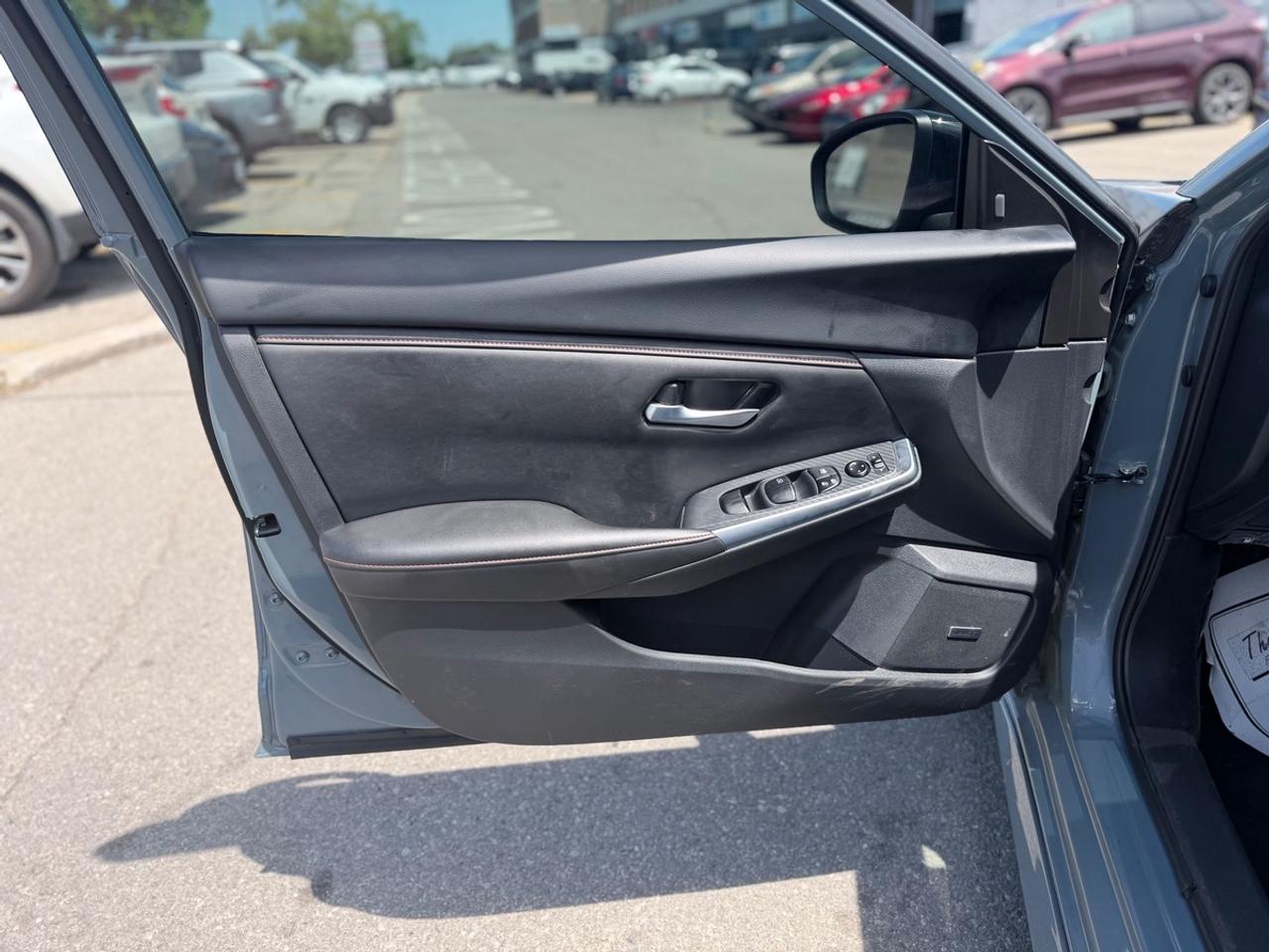 2024 Nissan Sentra SR Photo