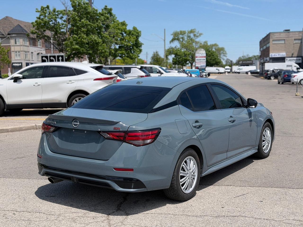 2024 Nissan Sentra SR Photo
