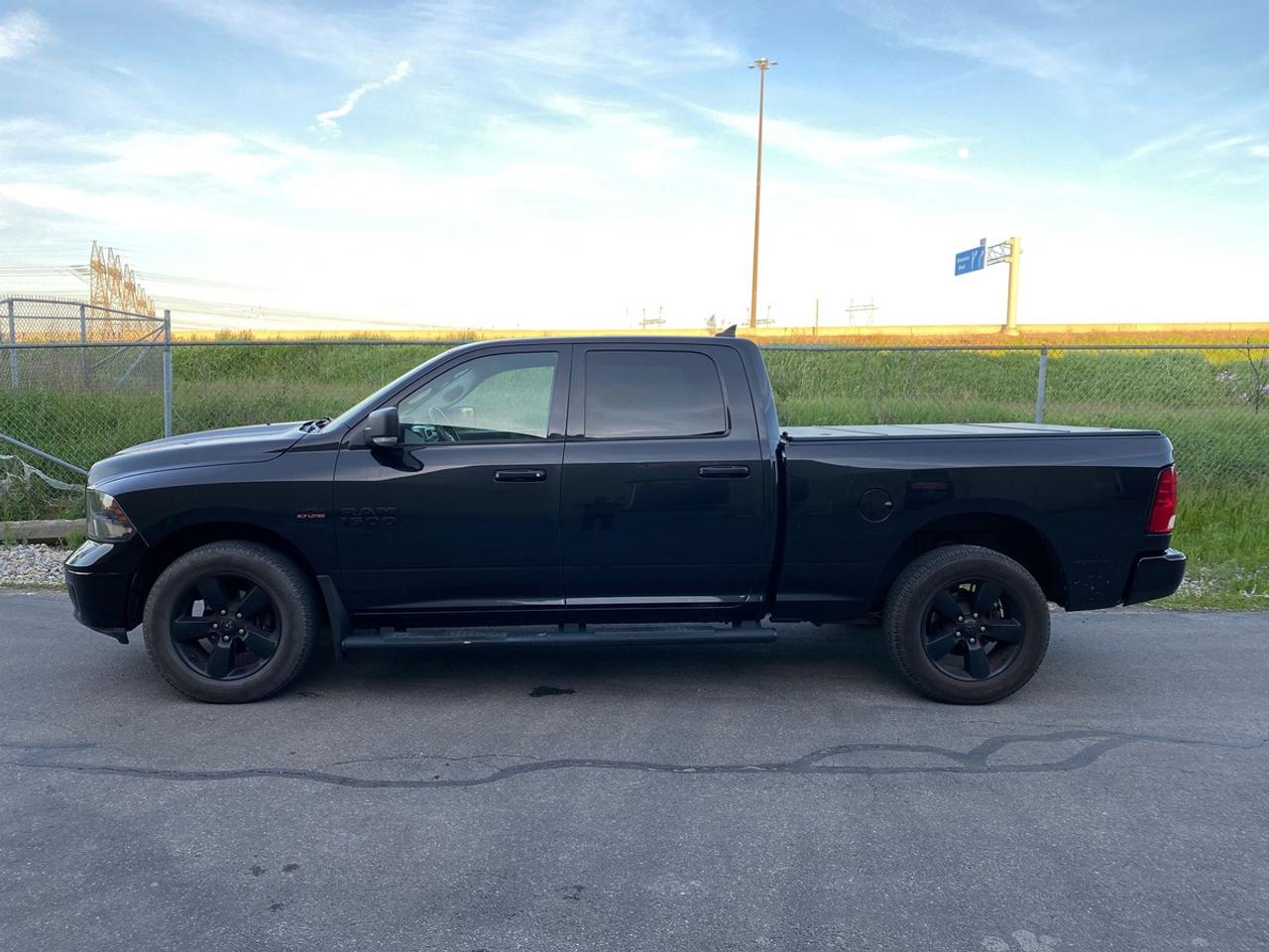 2018 RAM 1500 BIG HORN HEMI 4*4 Crew Cab 6’4” Box Photo