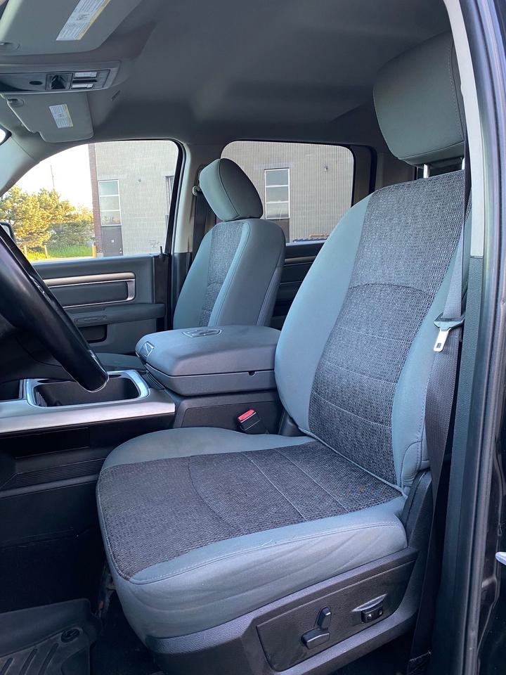 2018 RAM 1500 BIG HORN HEMI 4*4 Crew Cab 6’4” Box Photo