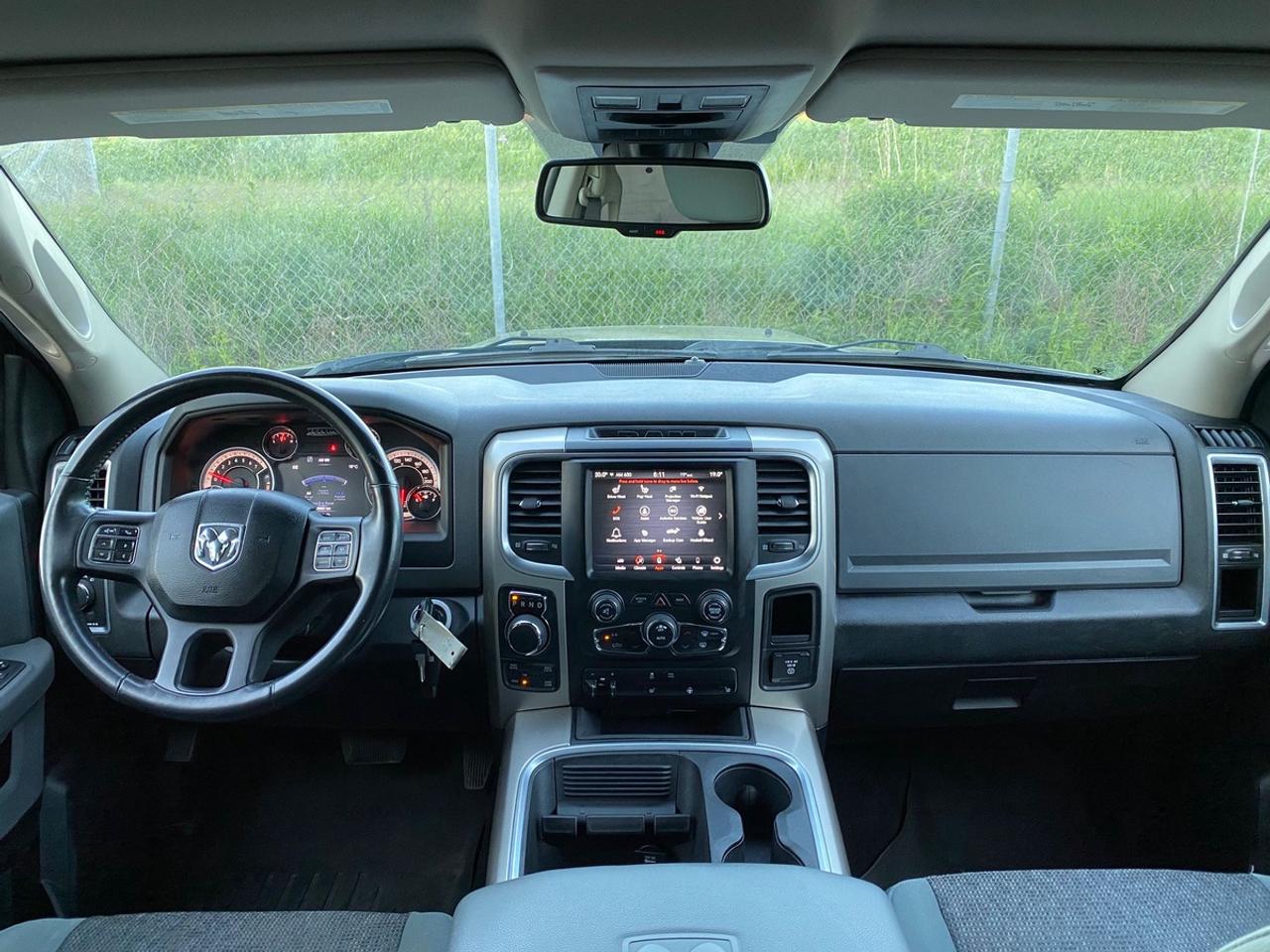 2018 RAM 1500 BIG HORN HEMI 4*4 Crew Cab 6’4” Box Photo