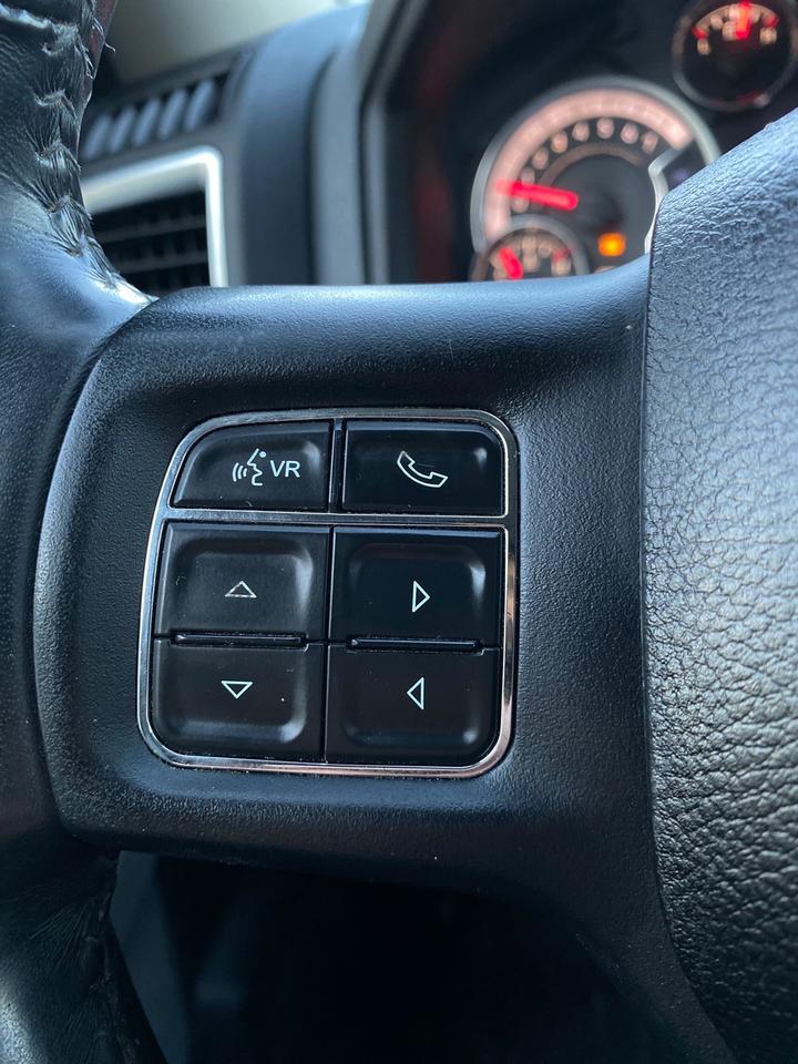 2018 RAM 1500 BIG HORN HEMI 4*4 Crew Cab 6’4” Box Photo