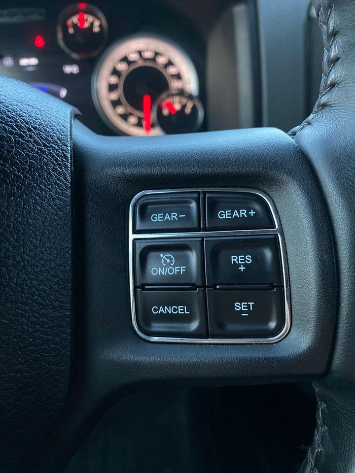 2018 RAM 1500 BIG HORN HEMI 4*4 Crew Cab 6’4” Box Photo
