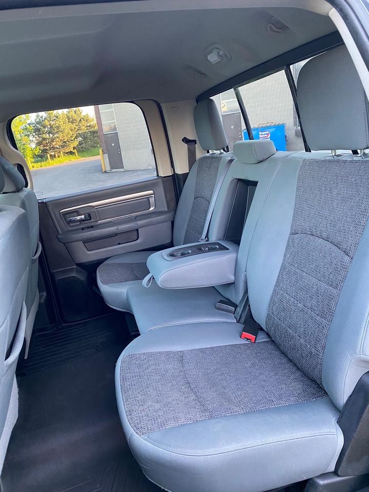 2018 RAM 1500 BIG HORN HEMI 4*4 Crew Cab 6’4” Box Photo