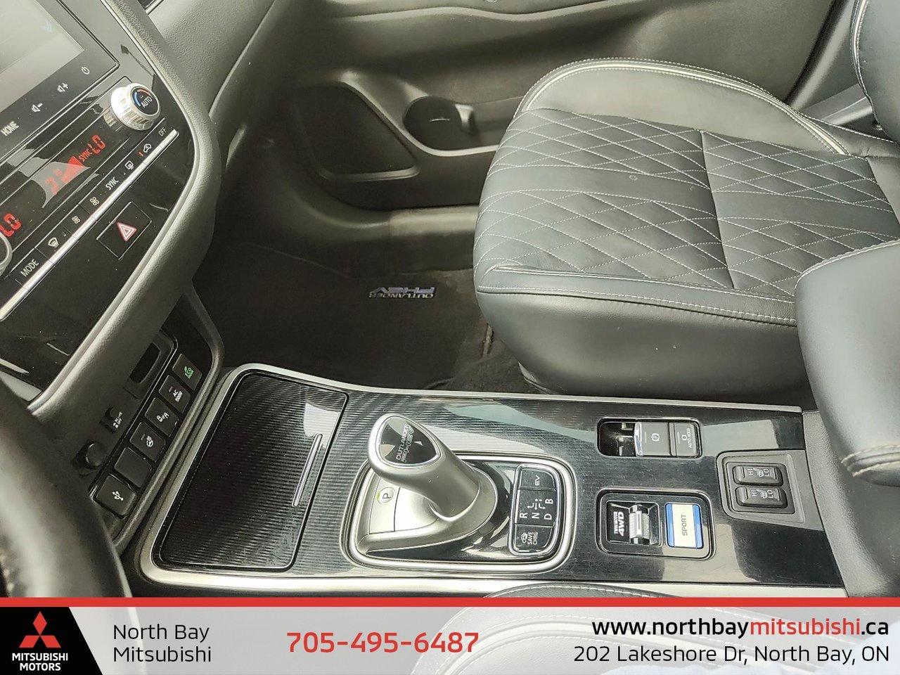 2022 Mitsubishi Outlander PHEV BLACK EDITION Photo
