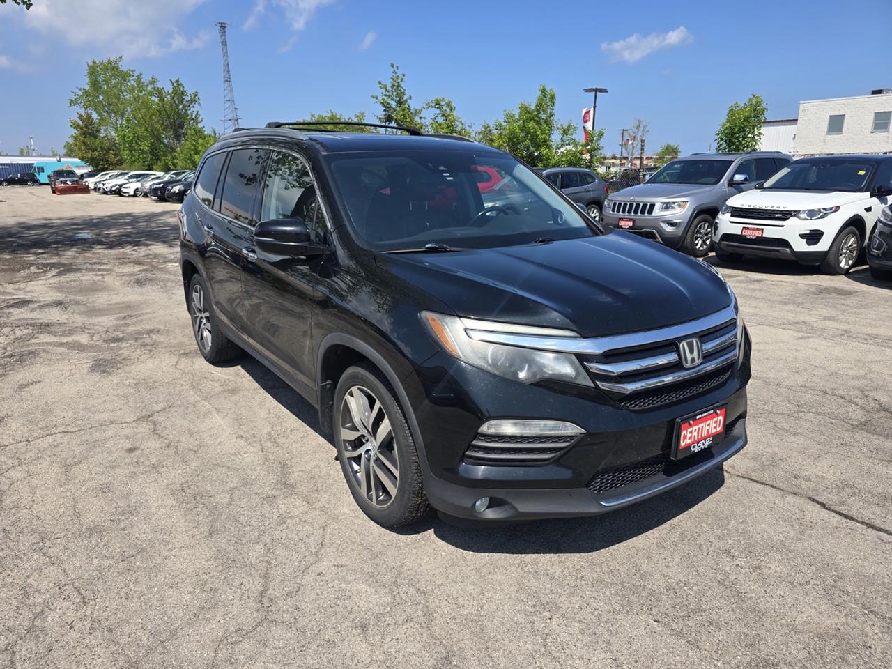 2017 Honda Pilot Touring Photo2
