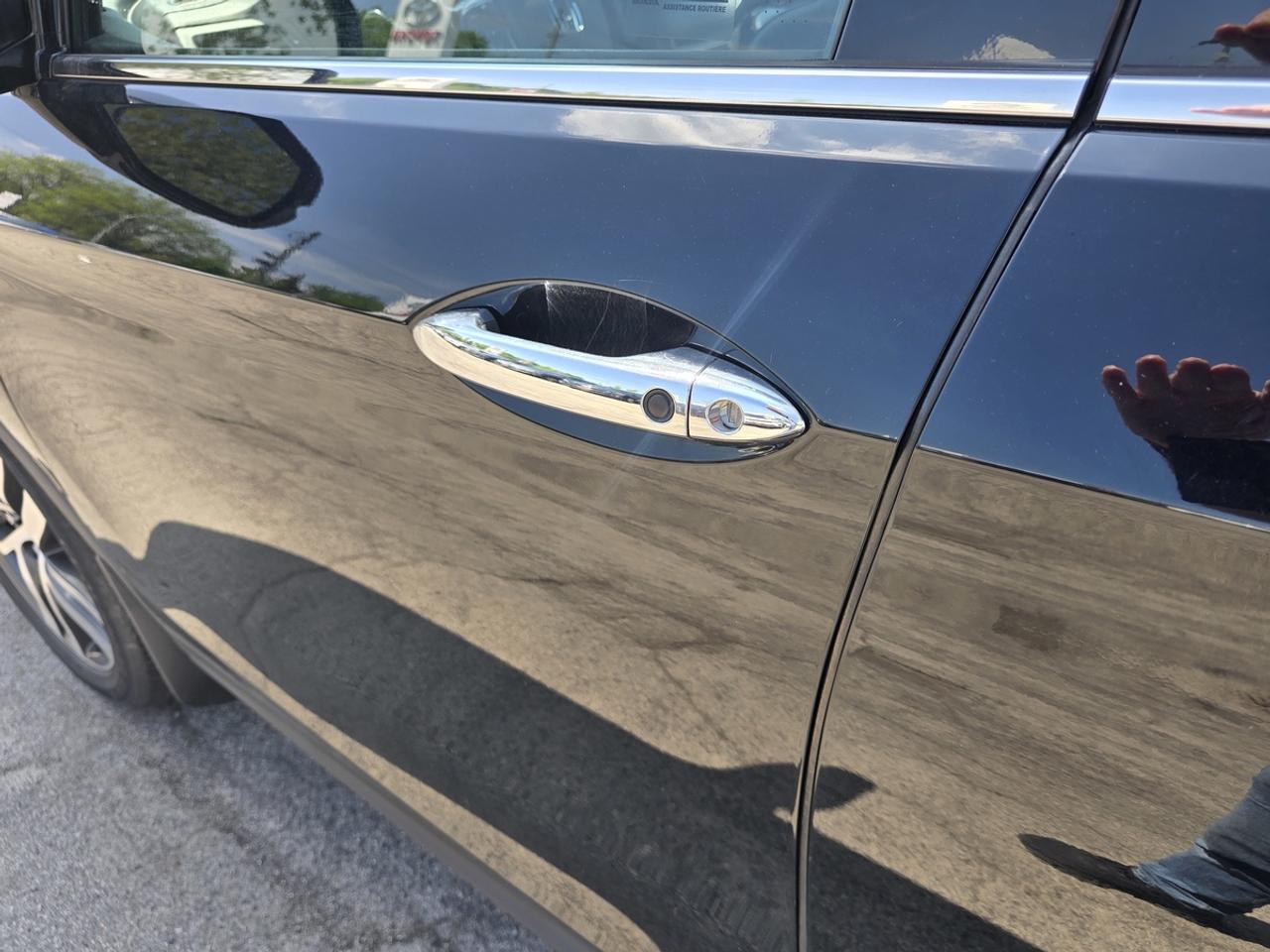 2017 Honda Pilot Touring Photo
