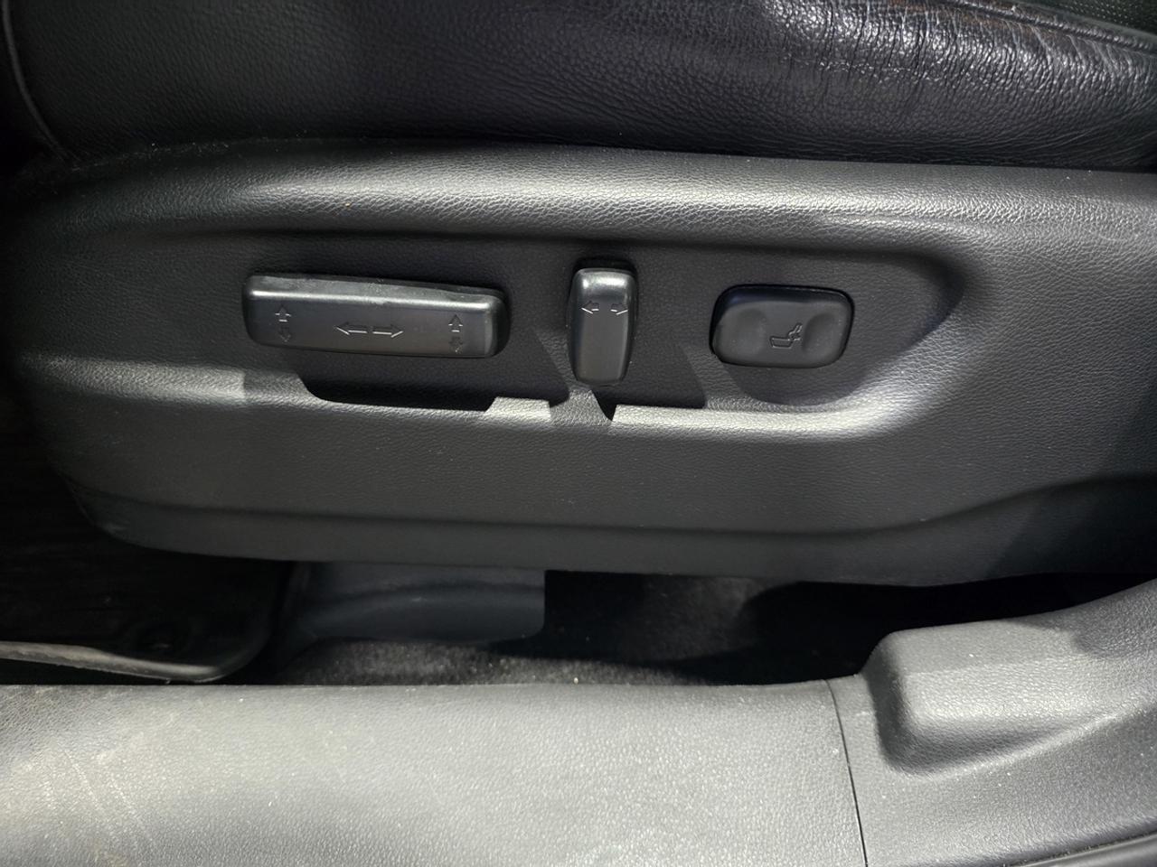 2017 Honda Pilot Touring Photo
