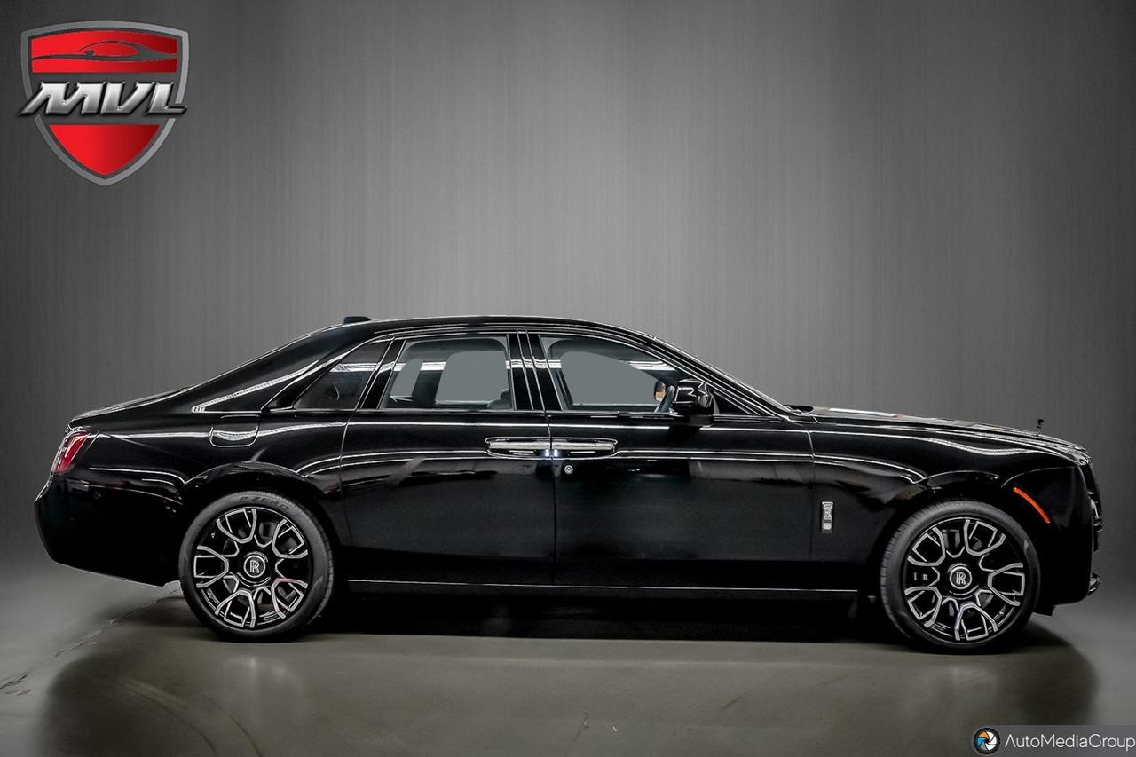 2022 Rolls-Royce Ghost  Photo2