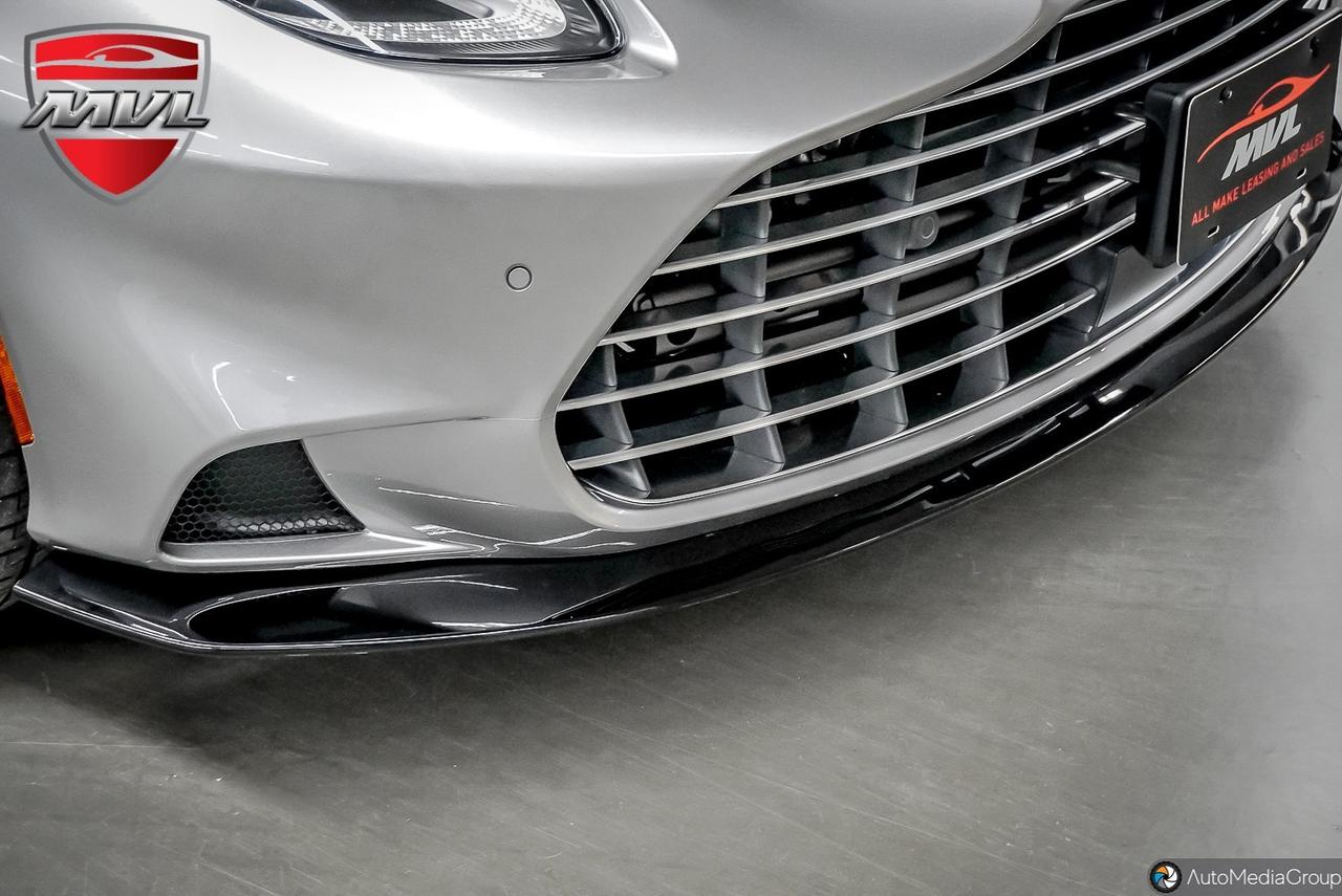 2025 Aston Martin Vanquish  Photo