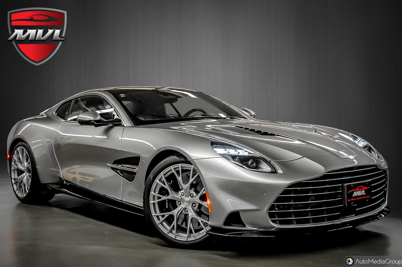 2025 Aston Martin Vanquish  Photo2
