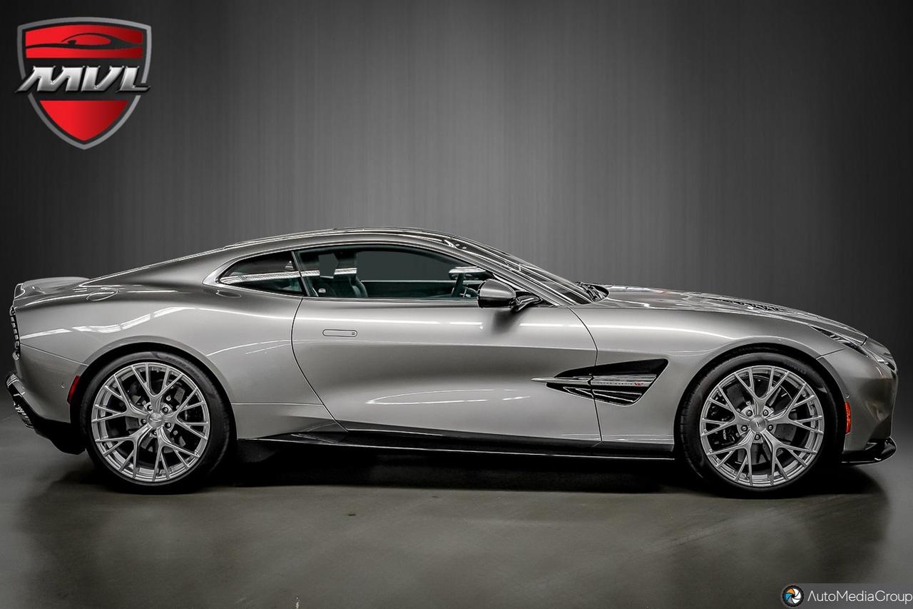 2025 Aston Martin Vanquish  Photo