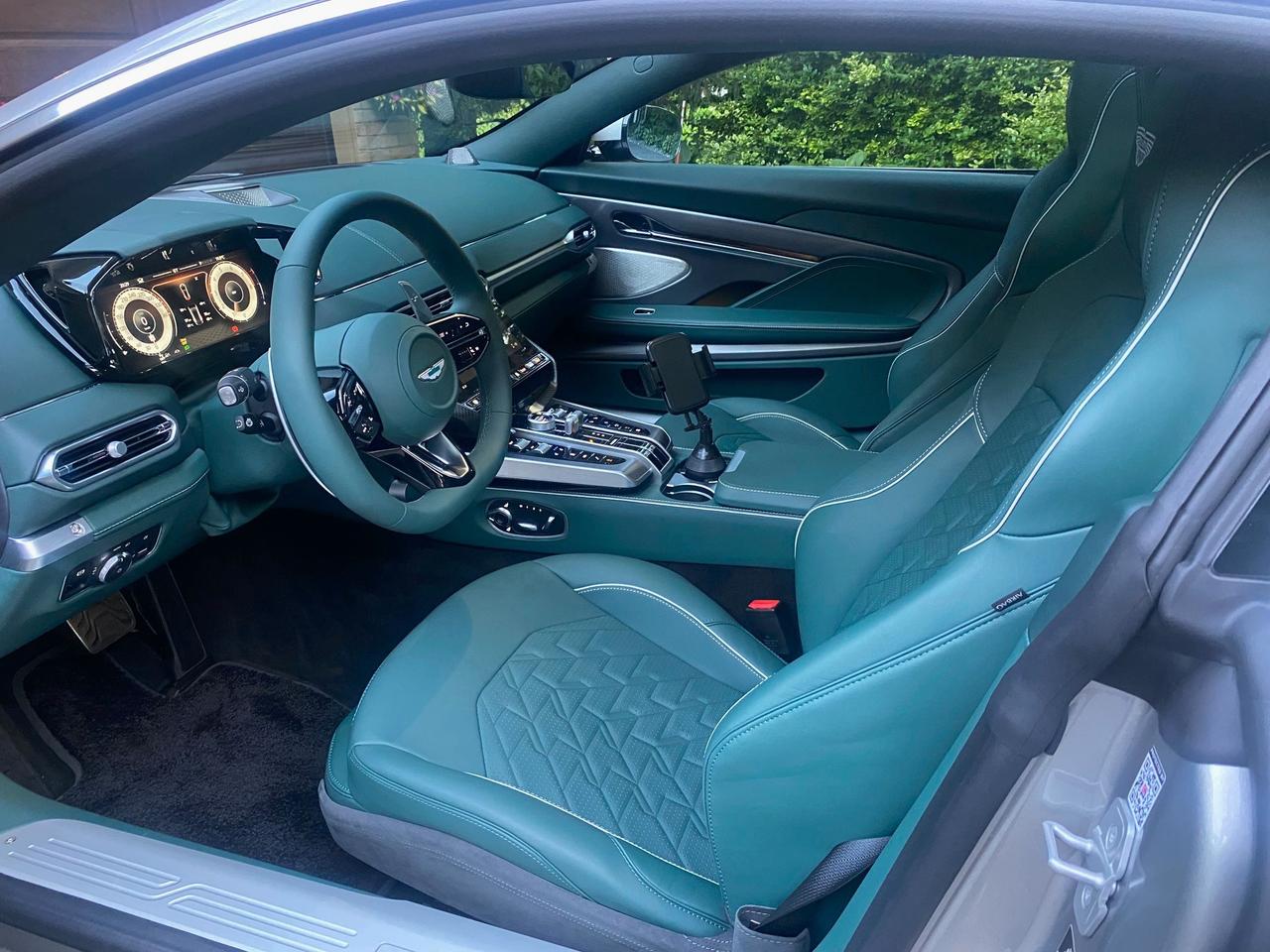 2025 Aston Martin Vanquish  Photo