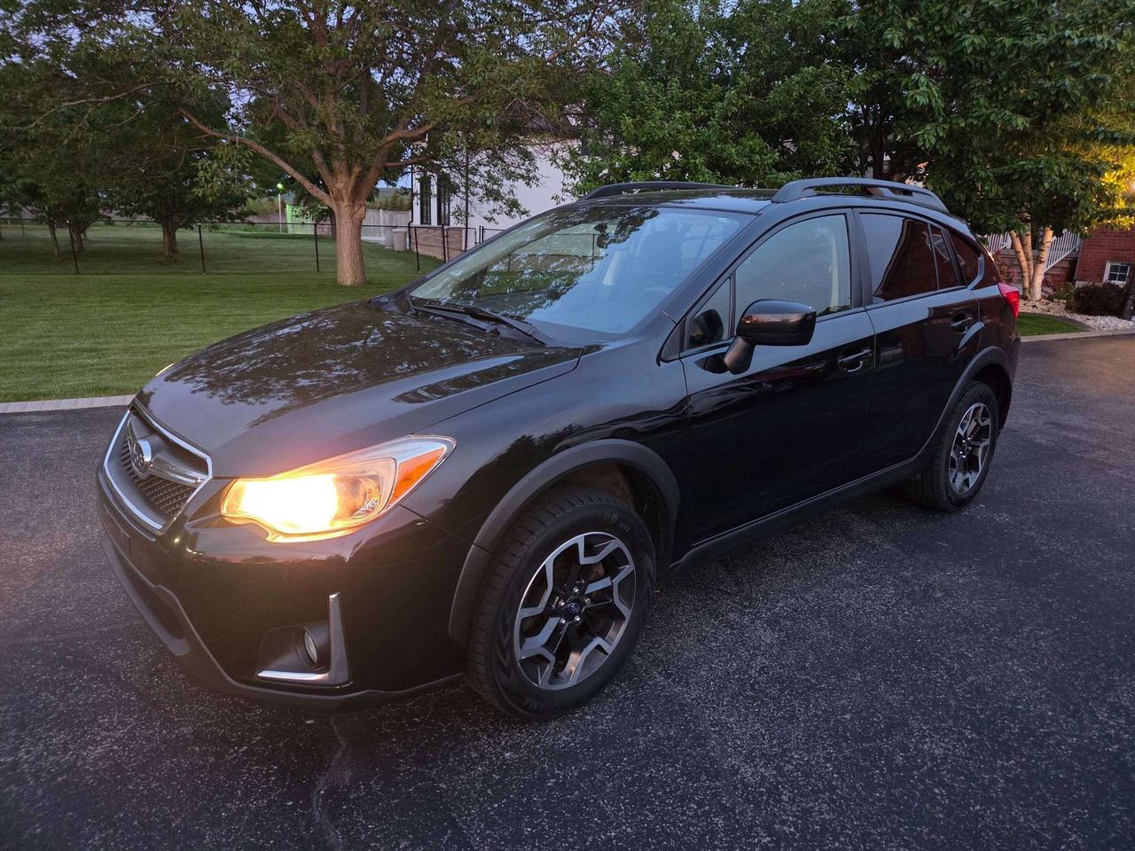 2016 Subaru Crosstrek 2.0i Touring Pkg Photo