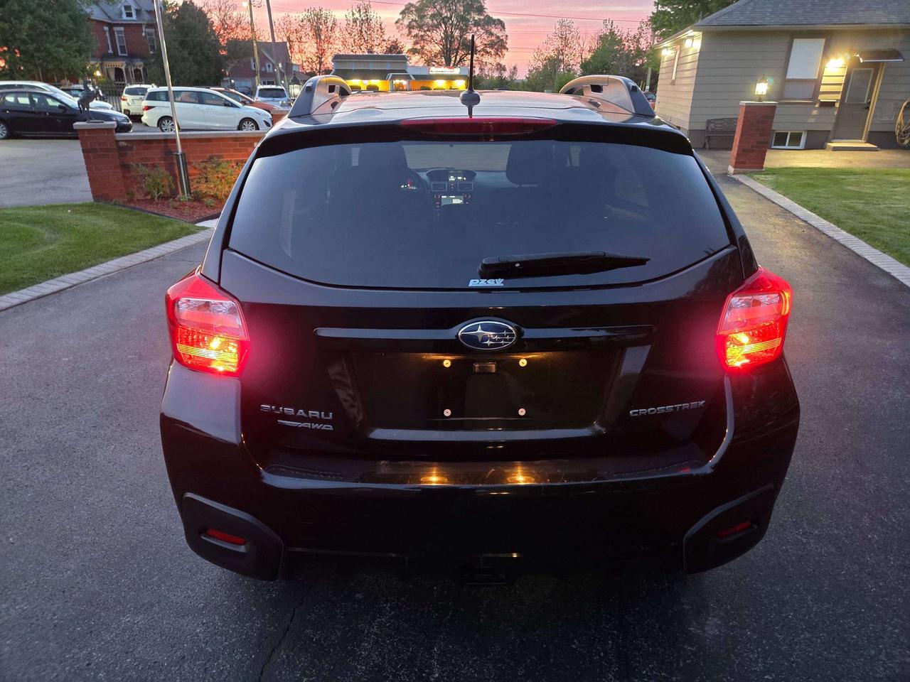 2016 Subaru Crosstrek 2.0i Touring Pkg Photo
