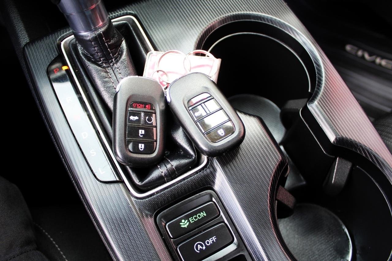 2022 Honda Civic EX Photo
