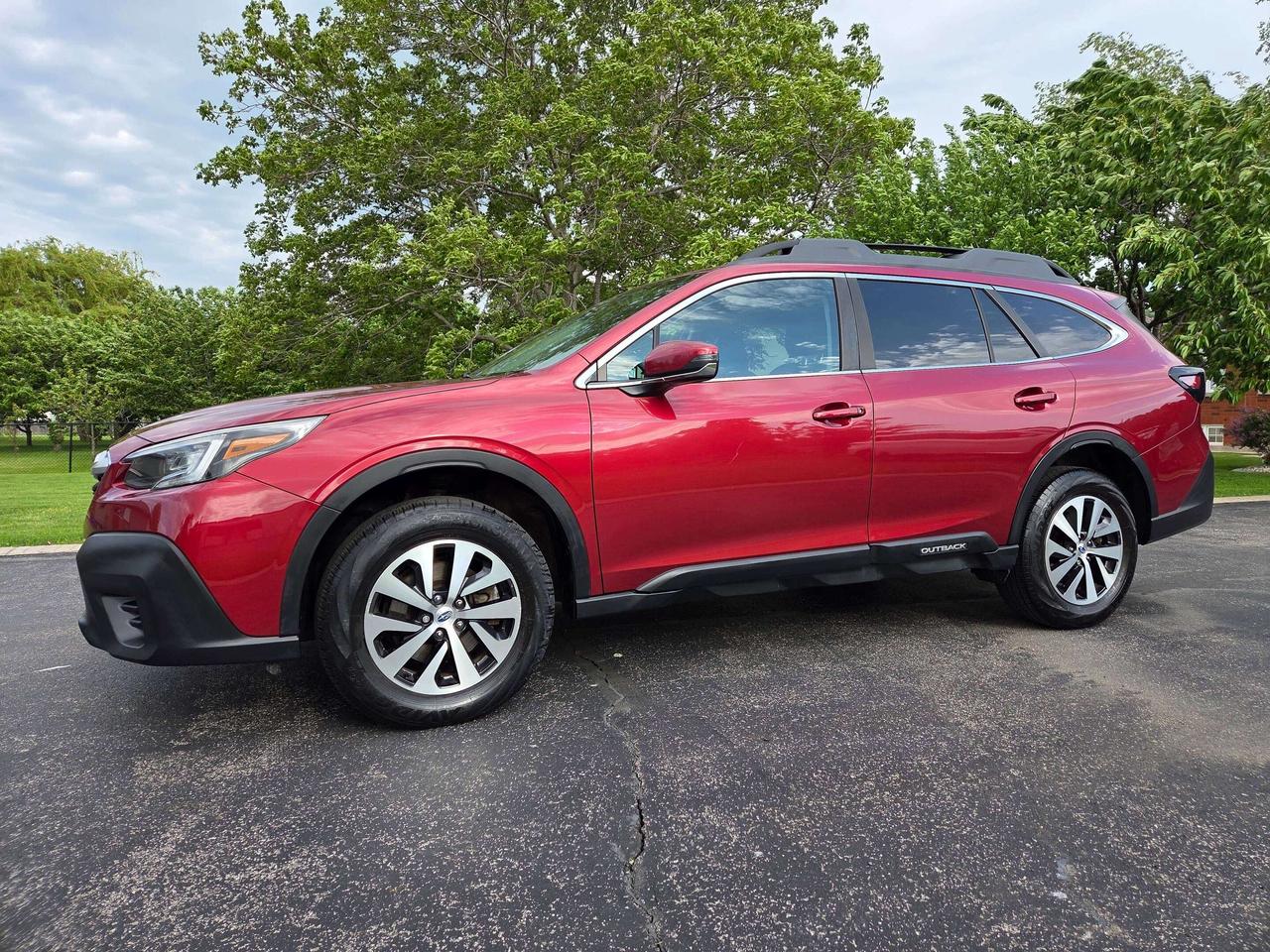 2020 Subaru Outback Touring Photo0