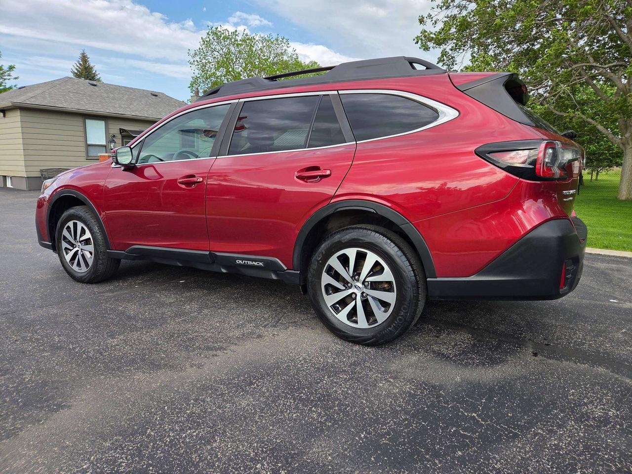 2020 Subaru Outback Touring Photo