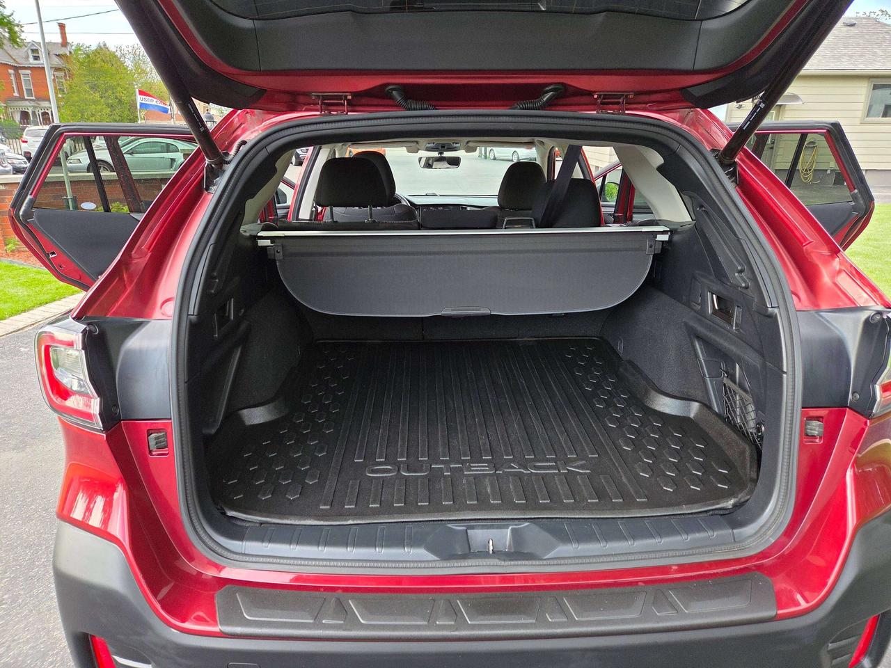 2020 Subaru Outback Touring Photo