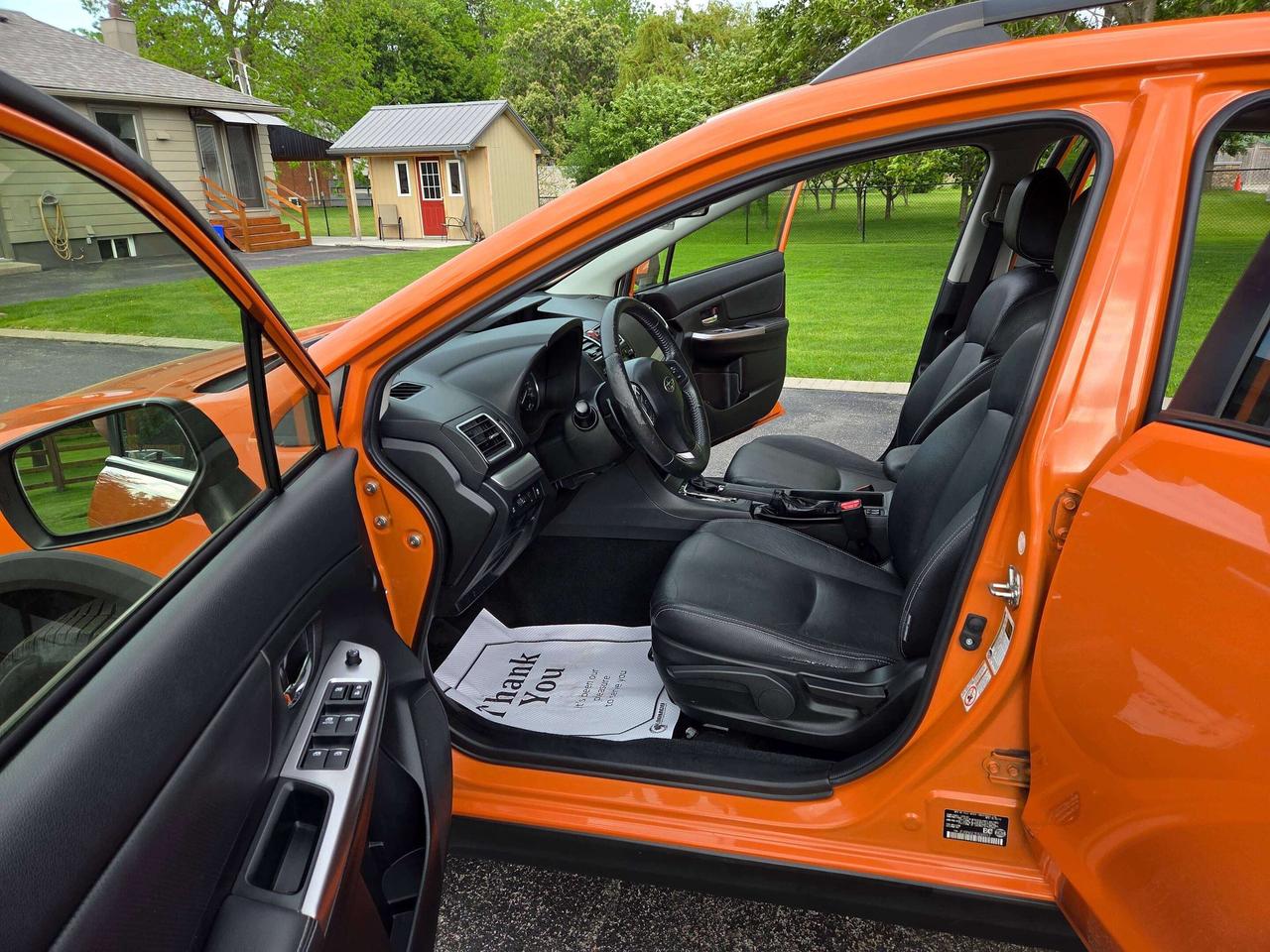 2015 Subaru XV Crosstrek 2.0i Limited/Tech Pkg Photo