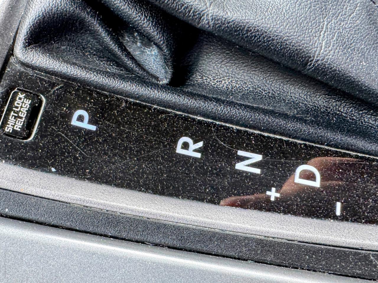 2016 Hyundai Elantra Limited Photo