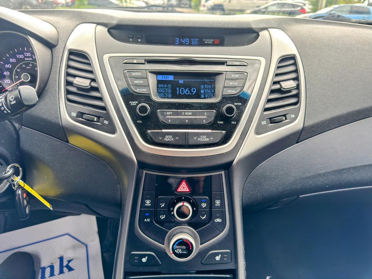 2016 Hyundai Elantra Limited Photo