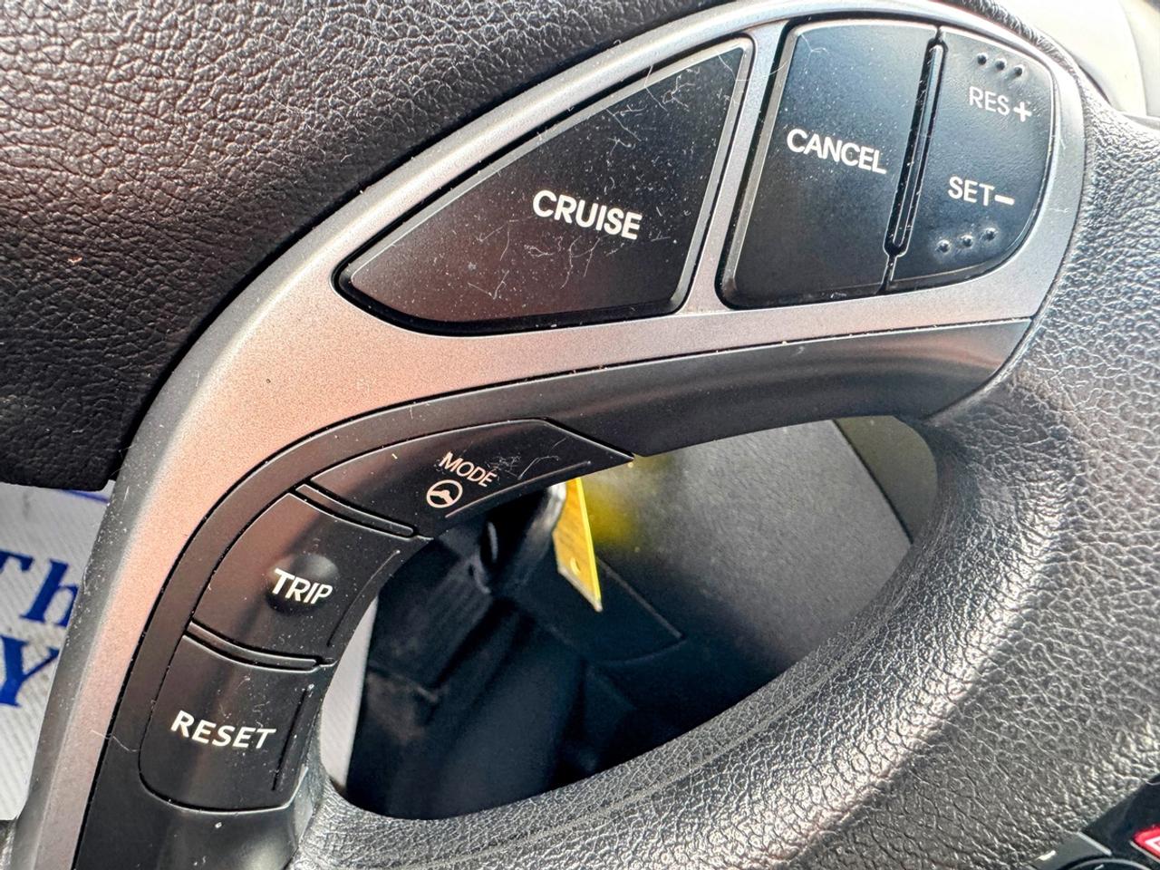 2016 Hyundai Elantra Limited Photo