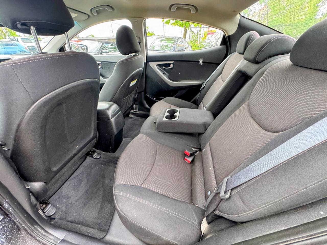 2016 Hyundai Elantra Limited Photo