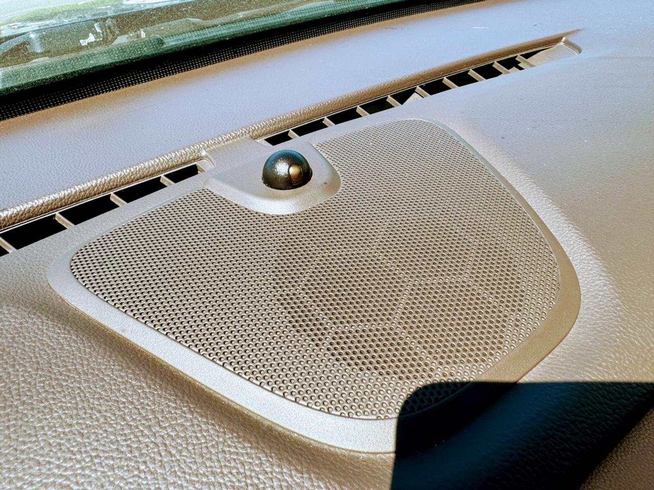 2012 Buick Verano Leather Photo